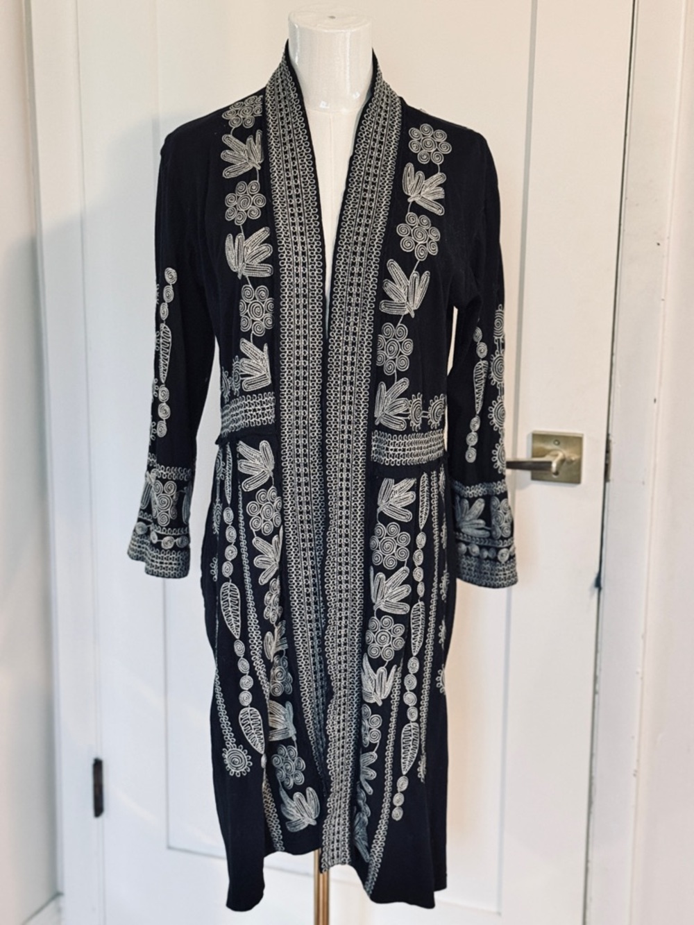 Johnny Was Los Angeles Embroidered Black Open Front Cardigan/Coat